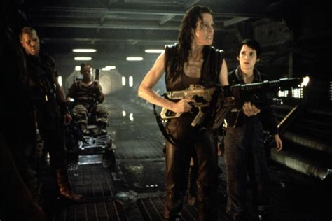 FILM - Alien Resurrection (1997) - TribunnewsWiki.com