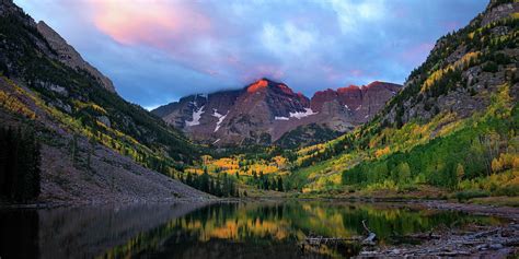 Maroon Bells Autumn Sunrise Photograph by Harriet Feagin - Fine Art America