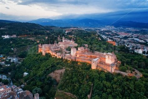 Granada Alhambra aerial view at night – Songquan Photography