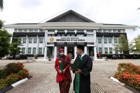 Yudisium Adalah Penentuan Nilai, Ini Bedanya dengan Wisuda - Lifestyle Katadata.co.id