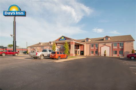 Days Inn by Wyndham Pauls Valley | Pauls Valley, OK Hotels