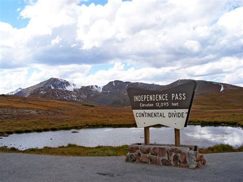 Continental divide sign: Independence Pass, Colorado