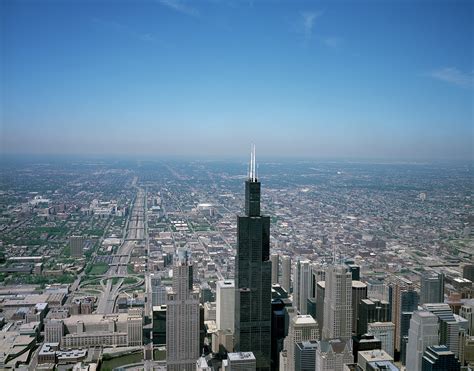 Aerial view of Chicago, Illinois. The black skyscraper is Willis Tower ...