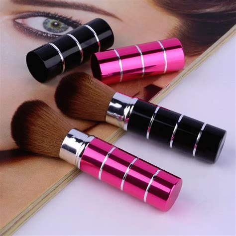 Make Up Design 1Pcs Mini Soft Makeup Brush Retractable Pro Foundation ...