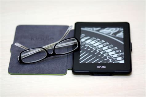 Free Images : technology, kindle, ebook, tablet, gadget, eye, document, amazon, e book, e reader ...