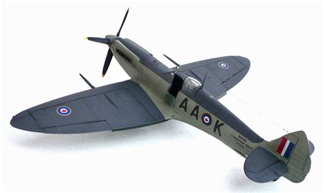 The Great Canadian Model Builders Web Page!: Supermarine Seafire Mk XV