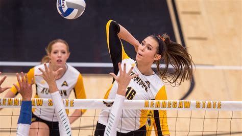 VB: Englebrecht Earns AVCA South All-Region Honors – Go KSU Owls!