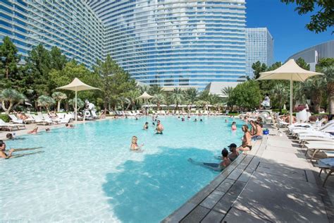 Las Vegas' 11 best hotel pools - Good Morning America