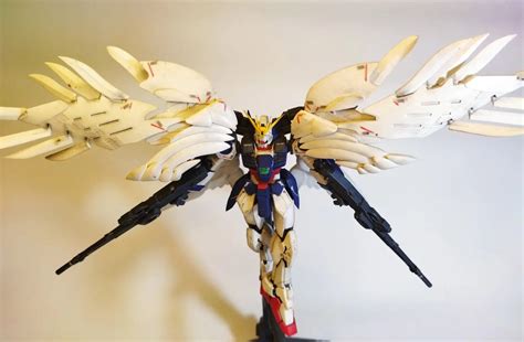 RG Wing Gundam Zero EW (1/144 Scale) Review | Technobrax