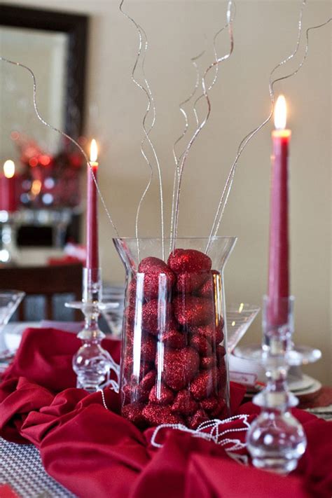 25 Romantic Valentine's Day Table Setting Ideas | HomeMydesign