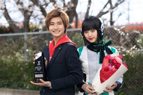 Fumiya Takahashi (Aruto/Kamen Rider 01) and Noa Tsurushima (Iz) wins PEROSL Work-Style AWARD 2020