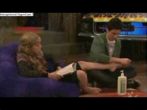 Icarly Foot Scene