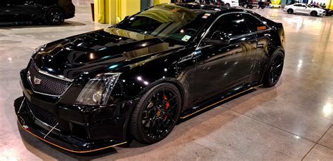 2011 Cadillac Cts Hood