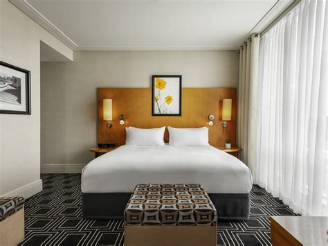 Luxury hotel Montreal – Sofitel Montréal Golden Mile