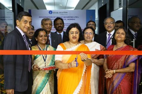 ORIENT PUBLICATION: SBI Chairman Arundhati Bhattacharya inaugurates new ...