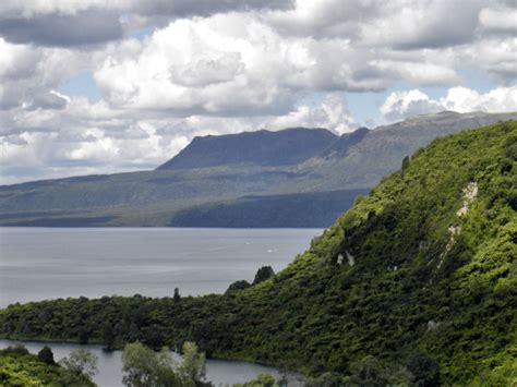 Lake Rotomahana and Lake Tarawera, Rotorua, New Zealand - Travel Photos ...