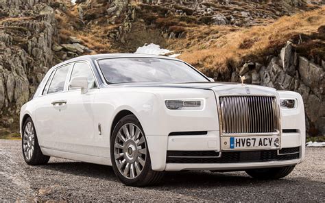 Rolls-Royce Phantom (2019-2020): цена и характеристики, фотографии и обзор