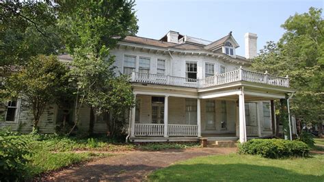 What is the fate of historic home in Shelby?