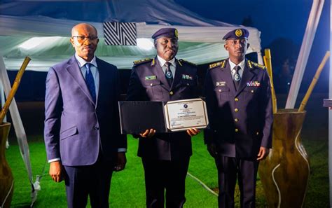 Rwanda National Police Honors retiring Police Officers – KT PRESS