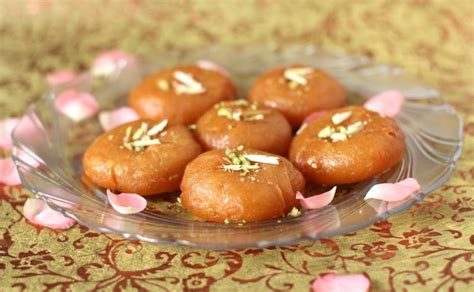 Badusha Recipe - Balushahi - Indian Sweets - Mithai | Recipe | Indian sweets, Indian desserts ...