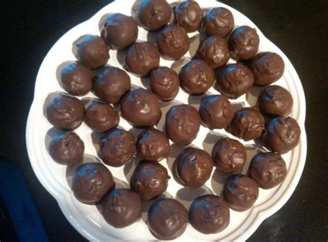 Chocolate Rice Krispie Balls - magicrecipess