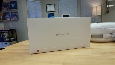 Unboxing Apple Vision Pro and Travel Case [Gallery] - 9to5Mac