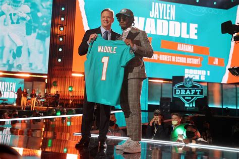 2021 NFL Draft: Miami Dolphins rumors, picks, trades, grades, and updates - The Phinsider