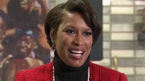 DC Mayor Muriel Bowser Announces Campaign for 3rd Term – NBC4 Washington