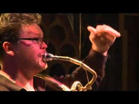 Beat Box Tuba - YouTube