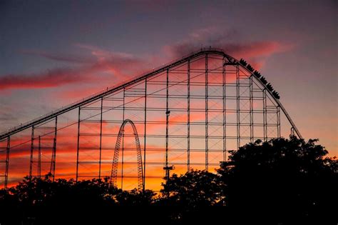 Cedar Point roller coaster gets stuck near top of hill, forcing riders to walk down - cleveland.com