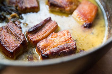 How To Make Super-Simple, Tender Braised Pork Belly At Home - Food Republic