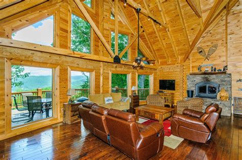 TOP 13 Luxury Cabins in Asheville NC To Rent in 2021 [Updated]