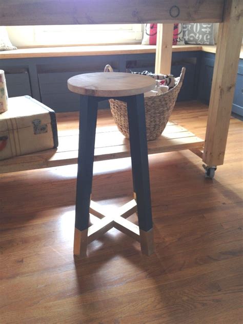 Super Simple DIY Bar Stool