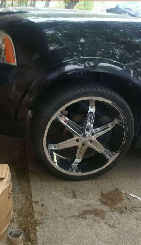 26 inch rims 6 lugs for sale in Garland, TX - 5miles: Buy and Sell