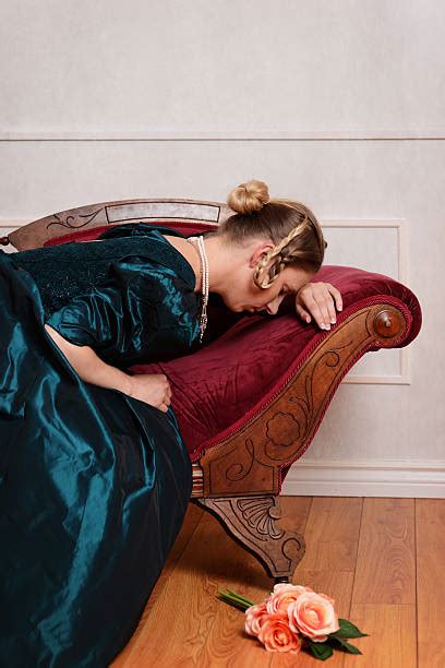 50+ Victorian Woman On Fainting Couch Stock Photos, Pictures & Royalty-Free Images - iStock