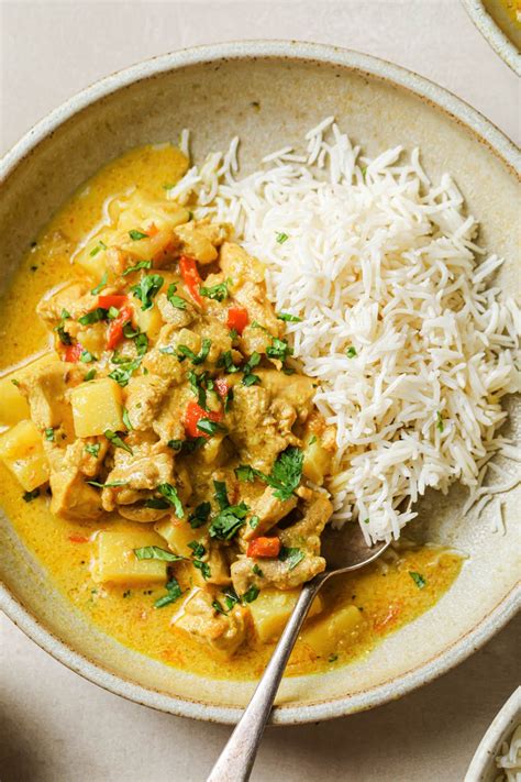 Chicken Curry with Coconut Milk (and Potatoes) - Tea for Turmeric