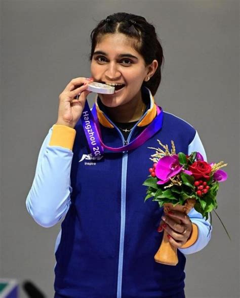 Esha Singh (Pistol Shooter) Height, Age, Family, Biography & More » StarsUnfolded