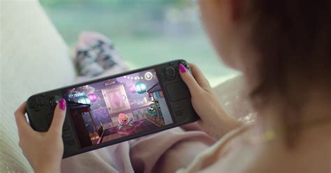 Valve Launches Steam Deck OLED with Upgraded Screen & Battery Life