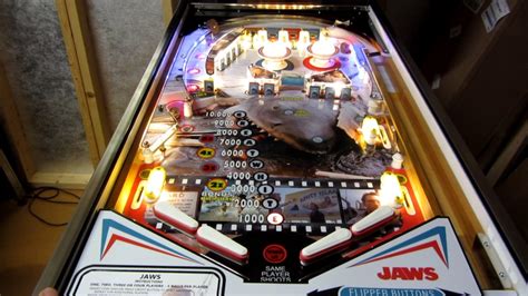 JAWS Custom Pinball machine (JUN 2017) - YouTube