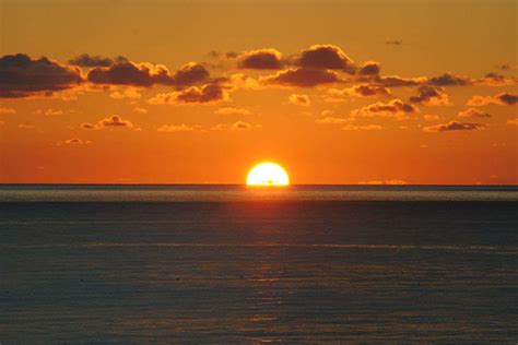 Kiribati—the true land of the rising sun, Kiribati - HappyTrips.com