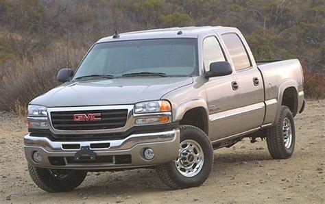 2006 GMC Sierra 2500HD Review & Ratings | Edmunds