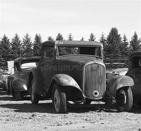 Antique Cars stock image. Image of silver, transport, green - 3276883