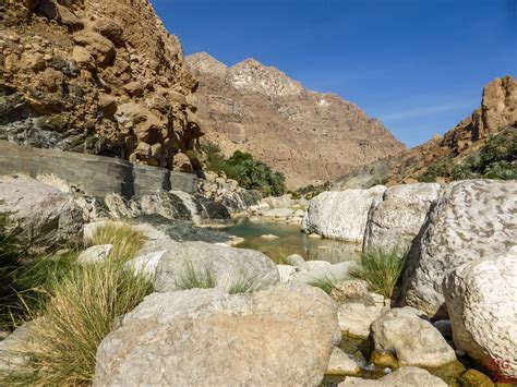 Wadi Tiwi (Oman) – Visit tips + photos - stunning!