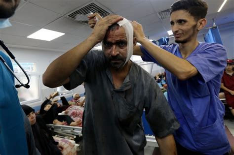 Patients and medical staff leave Gaza's al-Shifa hospital as Israeli ...