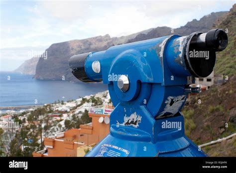 cliff of los gigantes Stock Photo - Alamy