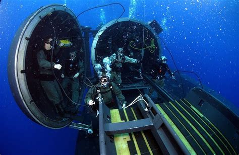 Navy SEALs to launch new submersible from bigger sub off Hawaii