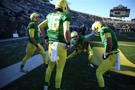 Oregon Ducks vs. Oregon State Beavers: Game Details and Live Stream