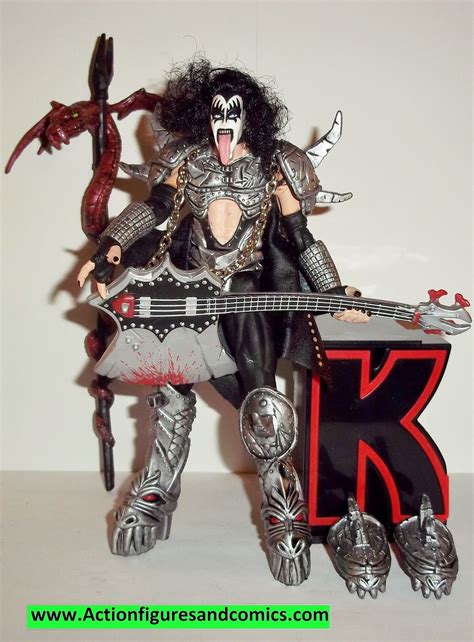 Spawn KISS action figures GENE SIMMONS 1997 complete todd mcfarlane ...