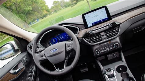 Review of the 2020 Ford Escape Redesign