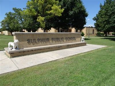 Bulldog - Sulphur High School - Sulphur, OK - School Mascots on Waymarking.com